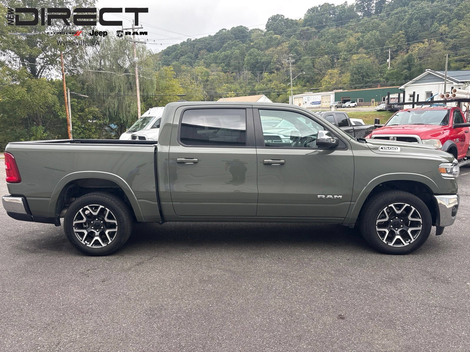 Used 2026 RAM 1500 Laramie AWD/4WD image 9