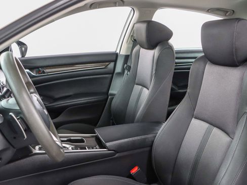 Used 2021 Honda Accord EX image 24