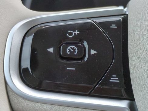 New 2026 Volvo XC90 B6 Ultra w/ Lounge Package AWD/4WD image 22
