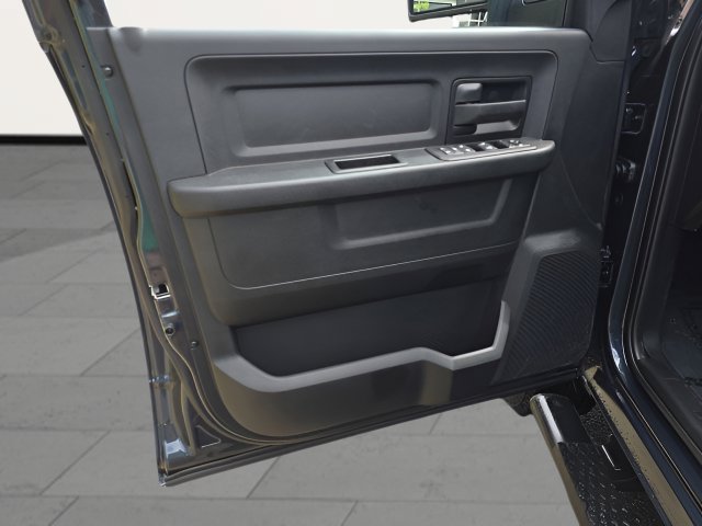New 2026 RAM 3500 Tradesman AWD/4WD image 10