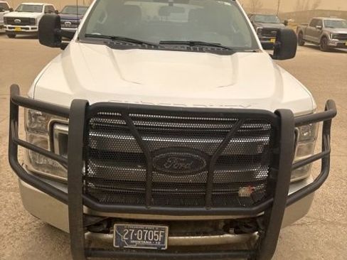 Used 2021 Ford F250 XL w/ STX Appearance Package AWD/4WD image 2