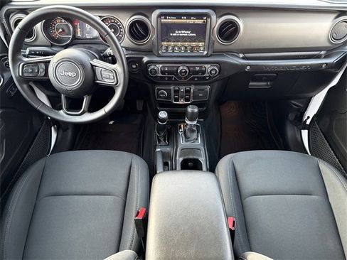 Used 2022 Jeep Wrangler Unlimited Sport image 13