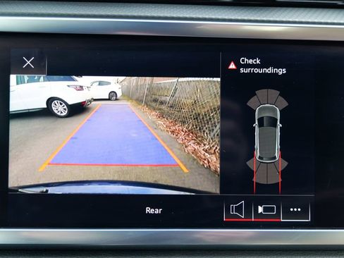 Used 2022 Audi Q3 2.0T Premium image 57