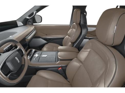 Used 2026 Lincoln Navigator Black Label AWD/4WD image 9