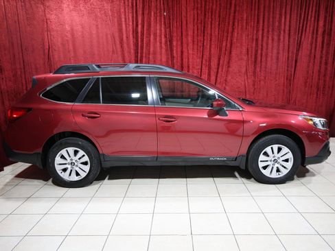 Used 2018 Subaru Outback 2.5i Premium image 8