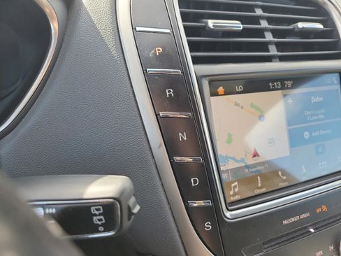 Used 2019 Lincoln Nautilus Reserve w/ Driver Assistance Package image 23