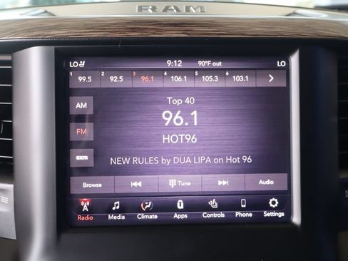 Used 2019 RAM 1500 Laramie AWD/4WD image 24