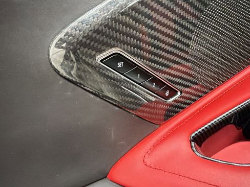 Used 2024 Chevrolet Corvette Stingray Premium Conv w/ Z51 Performance Package image 17