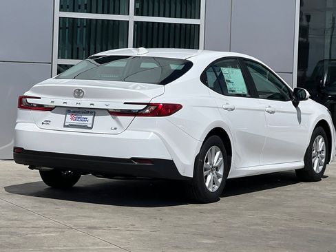 New 2026 Toyota Camry LE w/ Convenience Package AWD/4WD image 4