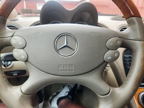 Used 2005 Mercedes-Benz SL 500 image 17