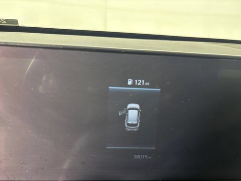 Used 2024 Hyundai Kona SEL AWD/4WD image 16