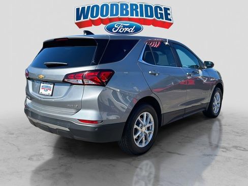 Used 2023 Chevrolet Equinox LT w/ Driver Convenience Package image 5