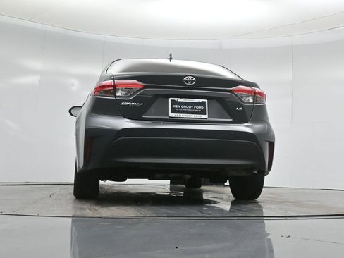 Used 2024 Toyota Corolla LE image 49