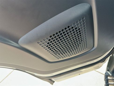 Used 2024 Chevrolet Low Cab Forward 5500XD image 17