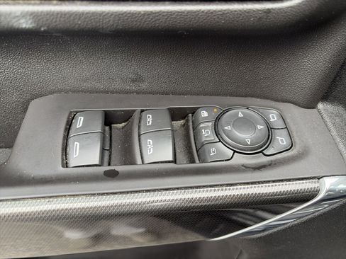 Used 2021 GMC Sierra 2500 AT4 image 18