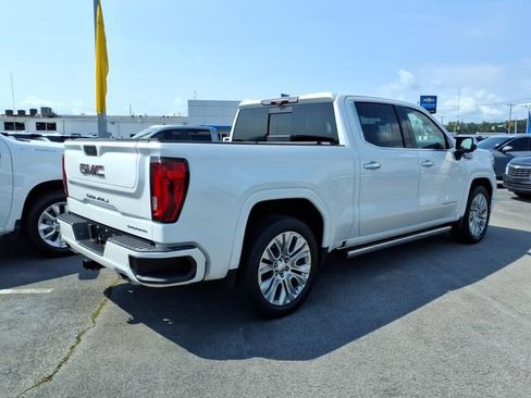 Used 2022 GMC Sierra 1500 Denali w/ Denali Premium Package AWD/4WD image 3