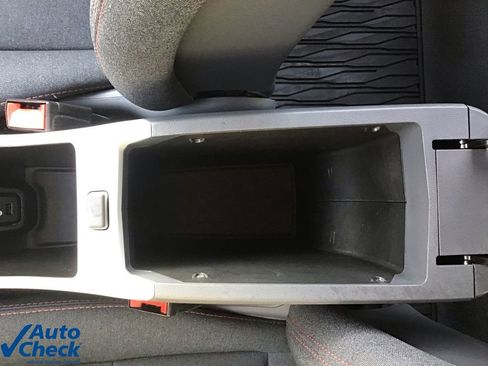 Used 2019 Chevrolet Bolt LT image 35