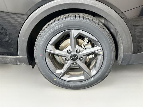 Used 2025 Kia K4 FWD image 11