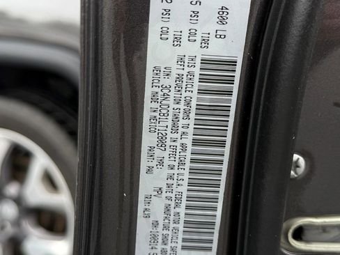 Used 2020 Jeep Compass Limited image 36