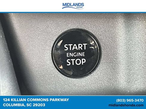 Used 2025 Nissan Rogue S AWD/4WD image 28