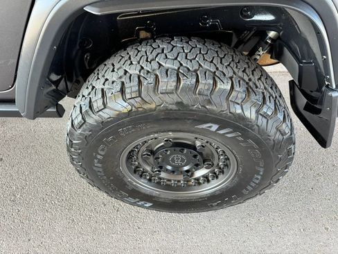 Used 2018 Jeep Wrangler Unlimited Rubicon AWD/4WD image 31