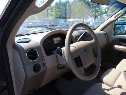 Used 2005 Ford F150 4x4 Regular Cab image 14