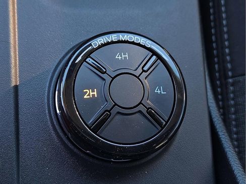 New 2025 Ford Ranger XLT w/ FX4 Off-Road Package image 15