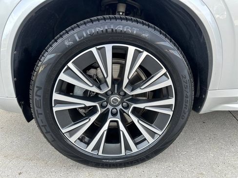 Used 2020 Volvo XC90 T5 Momentum w/ Protection Package image 7