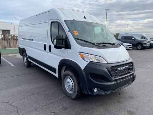Used 2025 RAM ProMaster 3500 w/ Safety Group image 4