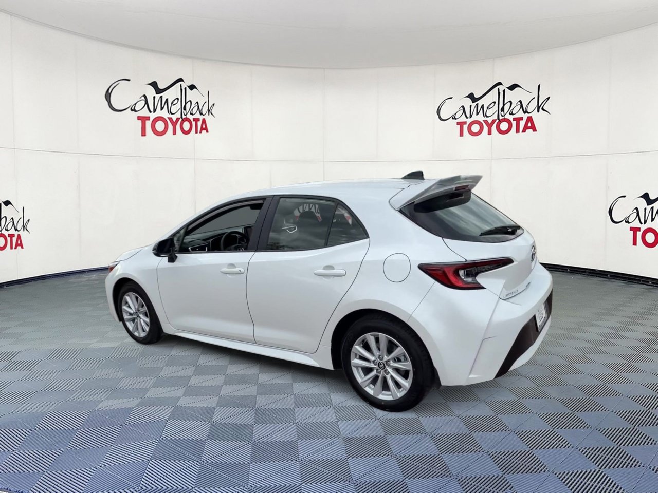New 2027 Toyota Corolla SE FWD image 9