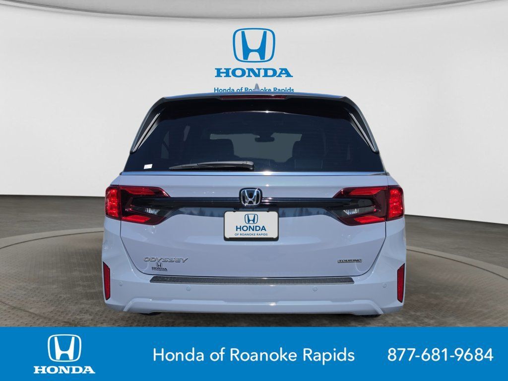 New 2027 Honda Odyssey Touring image 4
