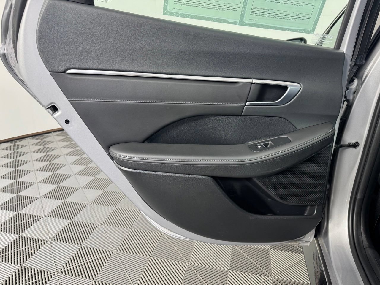 Used 2023 Hyundai Sonata Limited FWD image 28