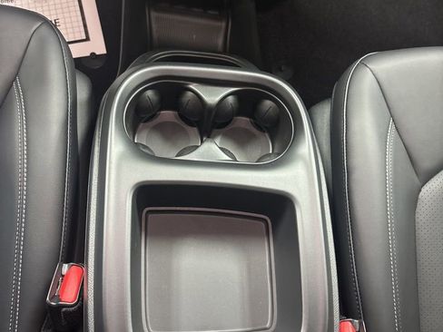 New 2026 Chrysler Pacifica Select image 13