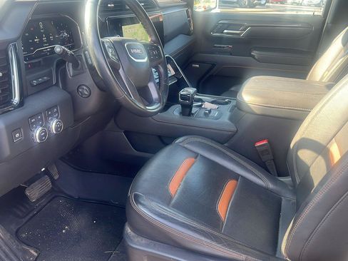 Used 2024 GMC Sierra 1500 AT4 w/ Technology Package AWD/4WD image 21