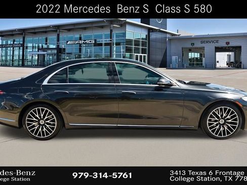 Certified 2022 Mercedes-Benz S 580 4MATIC Sedan image 2