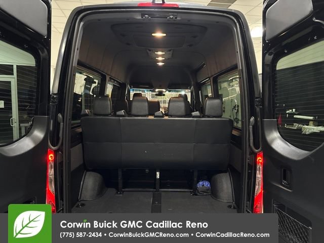 Used 2019 Mercedes-Benz Sprinter 2500 image 16