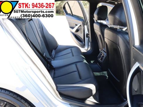 Used 2015 BMW 320i Sedan RWD image 18
