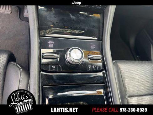 Certified 2021 Jeep Grand Cherokee L Overland w/ Advanced Protech Group III image 13