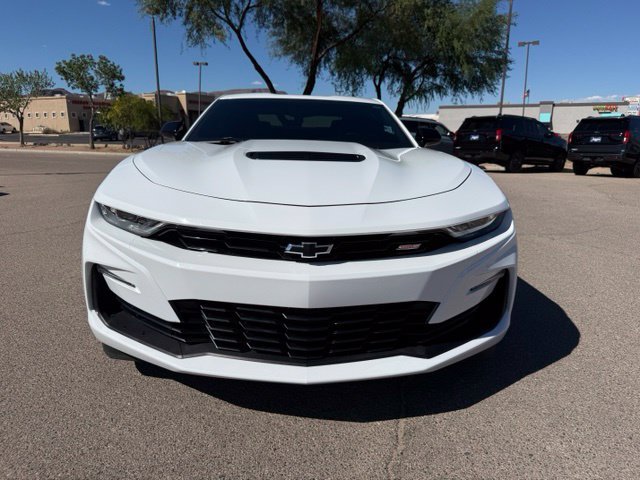 Used 2020 Chevrolet Camaro SS RWD image 2