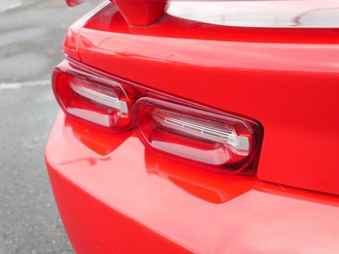 Used 2022 Chevrolet Camaro LT image 17