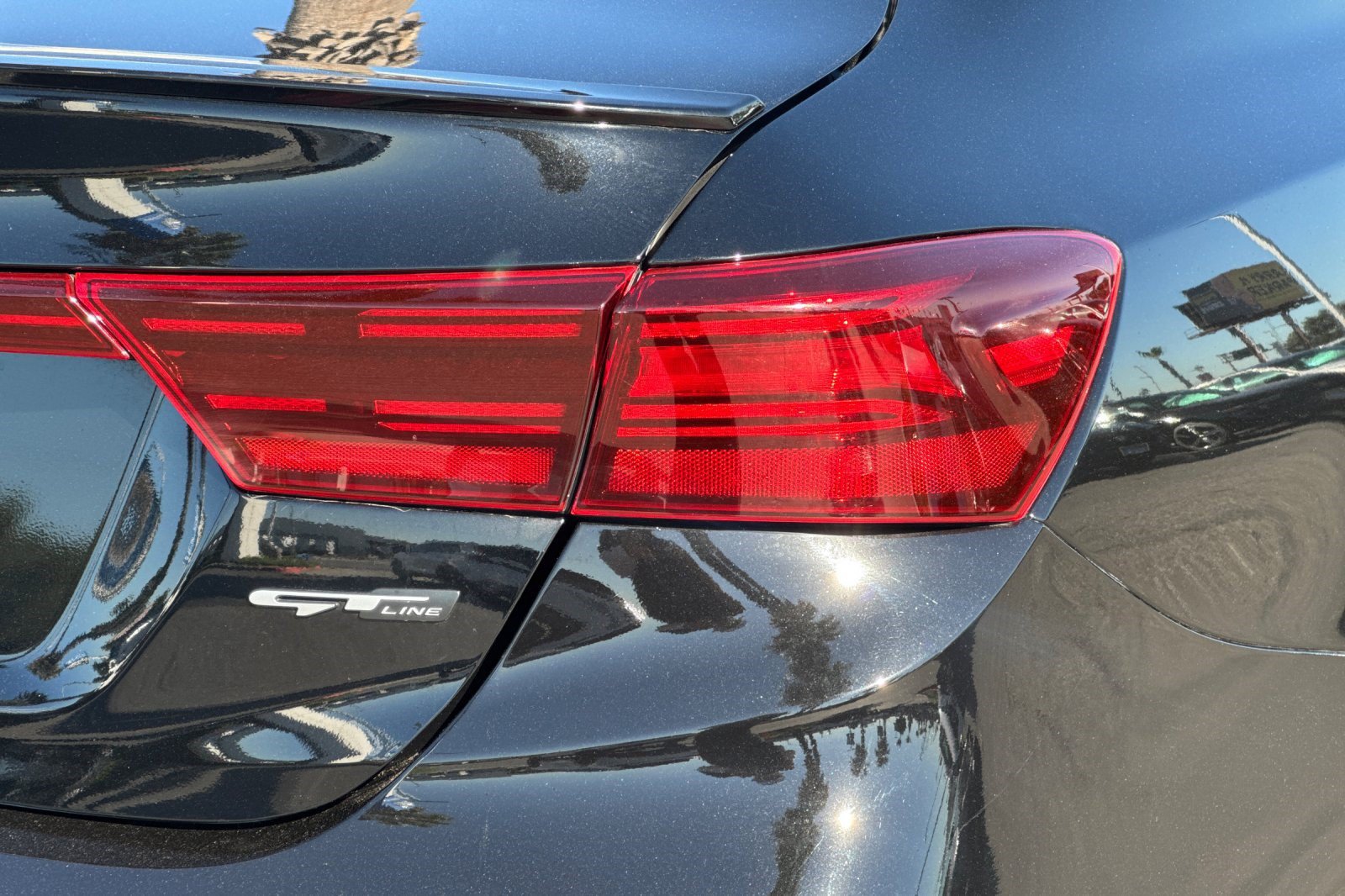 Used 2023 Kia Forte GT-Line FWD image 28