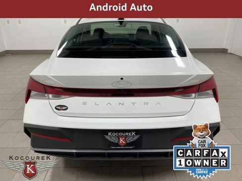 Used 2024 Hyundai Elantra SEL image 5