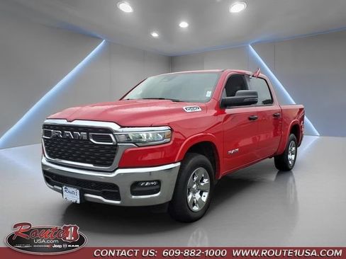 Used 2025 RAM 1500 Big Horn AWD/4WD image 8
