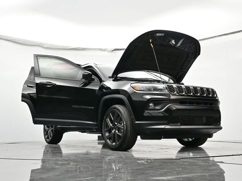 New 2026 Jeep Compass Latitude AWD/4WD image 49