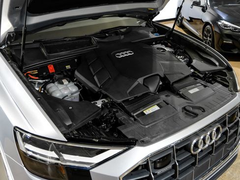 Used 2022 Audi Q8 Premium Plus w/ Premium Plus Package image 55