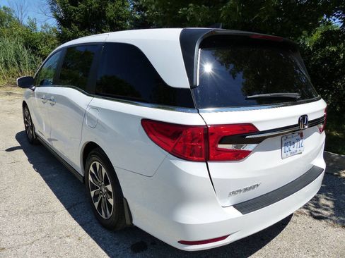 Used 2024 Honda Odyssey EX-L image 9