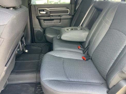 New 2026 RAM 2500 Big Horn AWD/4WD image 18