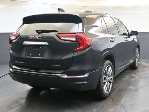 Used 2022 GMC Terrain Denali image 5