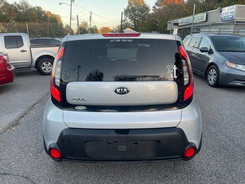 Used 2016 Kia Soul image 6