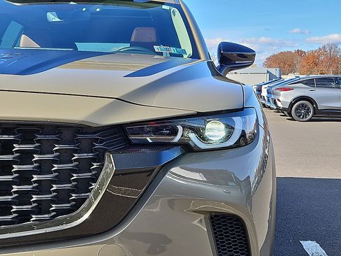 Certified 2025 MAZDA CX-50 Meridian Edition w/ Apex Package image 8